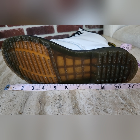 💖NWOT💖 Dr. Martens Booties 1460 Lace Up Boots Booties - Picture 11 of 14